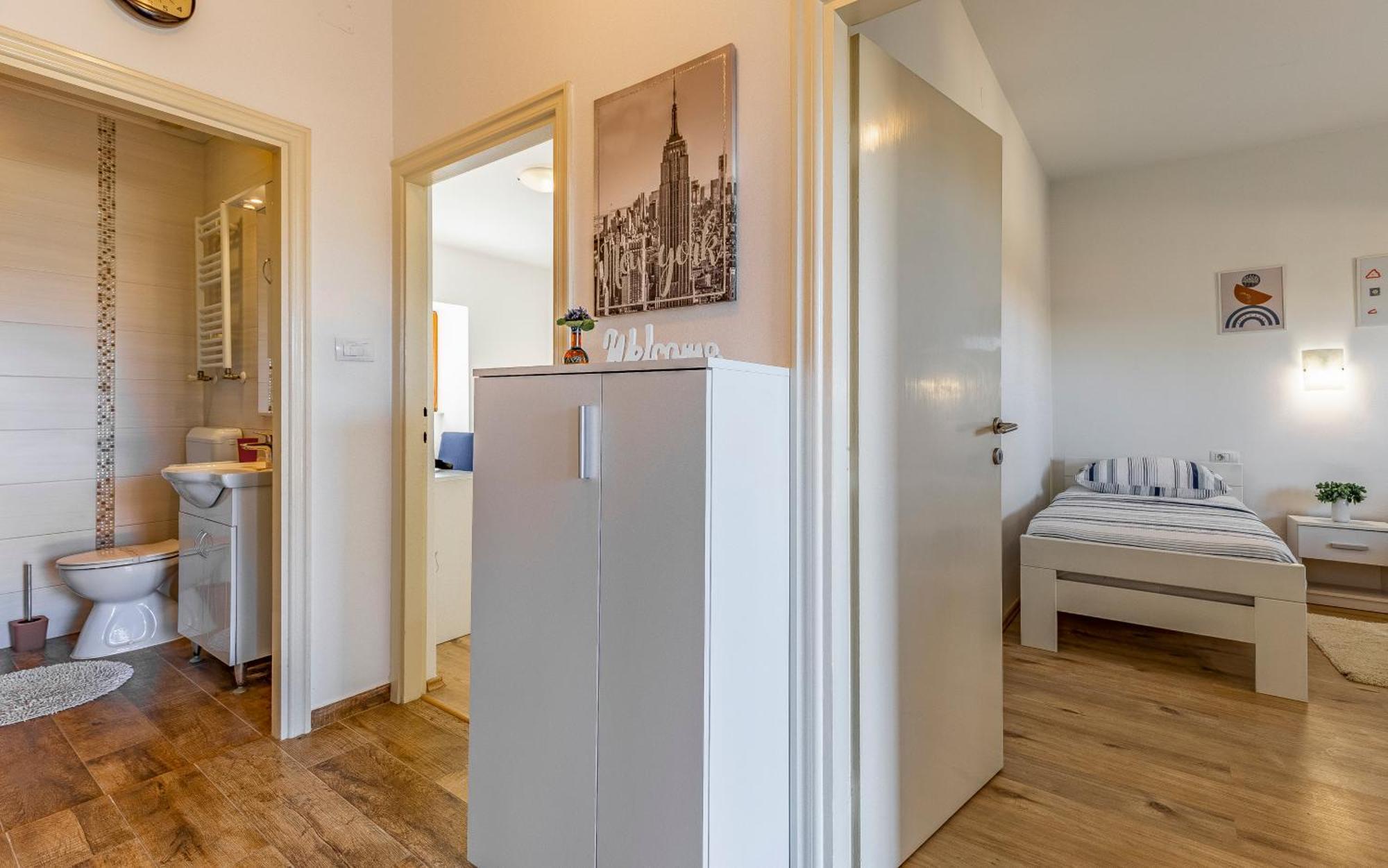 Apartman Big With Free Parking Pula